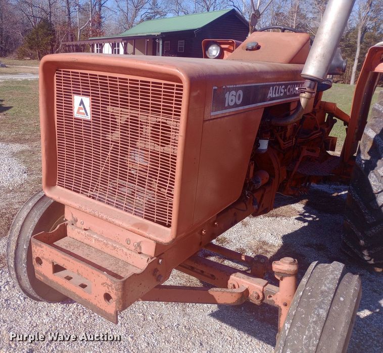 image for item EN8642 Allis-Chalmers 160 tractor