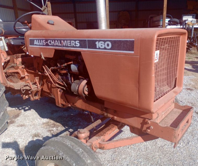 image for item EN8642 Allis-Chalmers 160 tractor