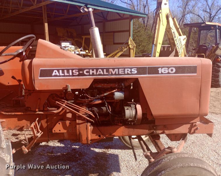 image for item EN8642 Allis-Chalmers 160 tractor