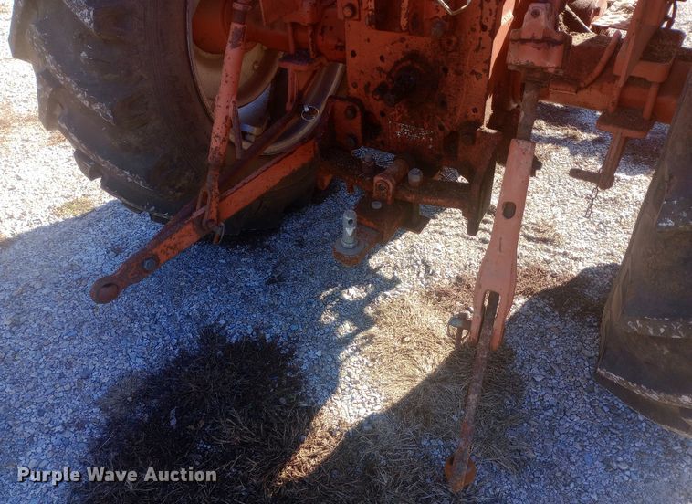 image for item EN8642 Allis-Chalmers 160 tractor