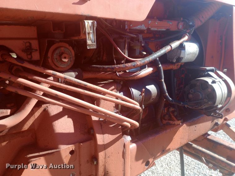 image for item EN8642 Allis-Chalmers 160 tractor