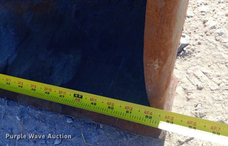 image for item EN8673 2017 Yanmar SA24 MFWD tractor