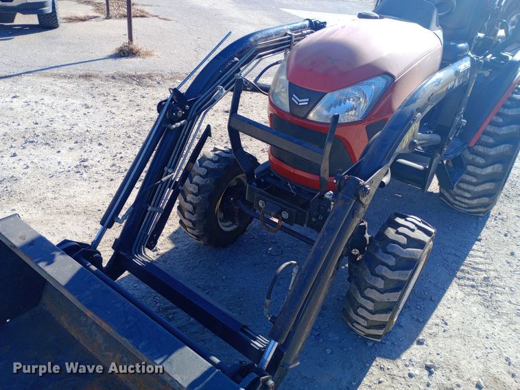 image for item EN8673 2017 Yanmar SA24 MFWD tractor