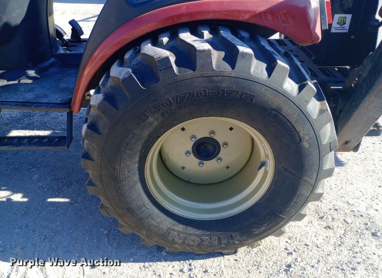 image for item EN8673 2017 Yanmar SA24 MFWD tractor