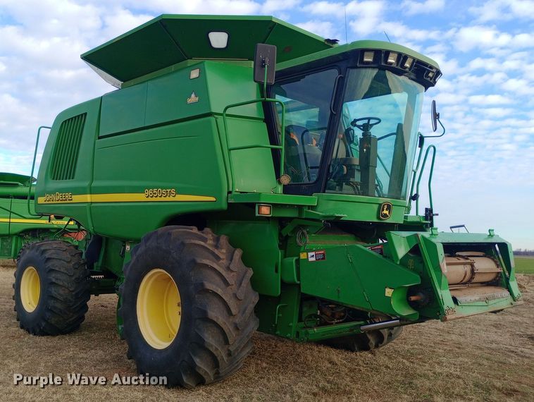 image for item EN8675 2002 John Deere 9650STS RWA combine