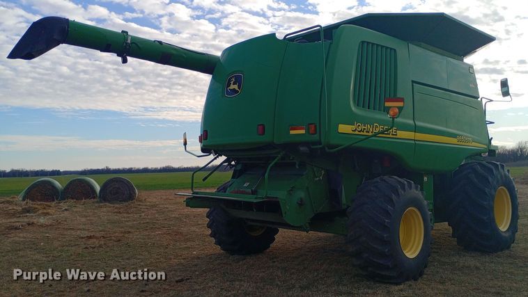 image for item EN8675 2002 John Deere 9650STS RWA combine
