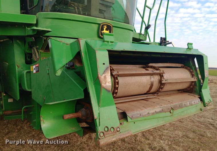image for item EN8675 2002 John Deere 9650STS RWA combine