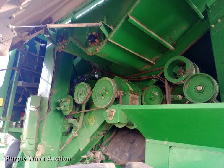 image for item EN8675 2002 John Deere 9650STS RWA combine