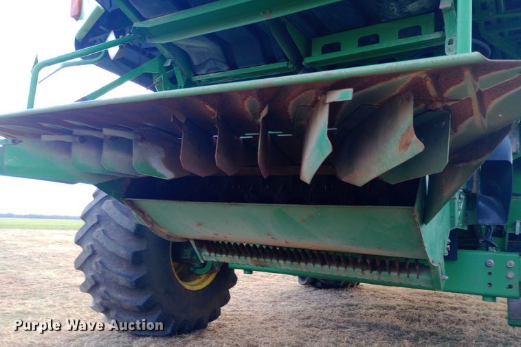 image for item EN8675 2002 John Deere 9650STS RWA combine