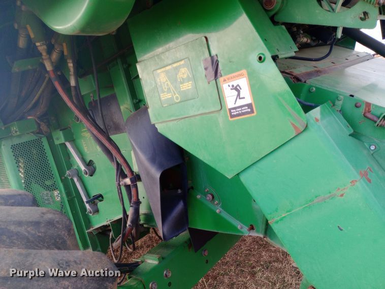 image for item EN8675 2002 John Deere 9650STS RWA combine