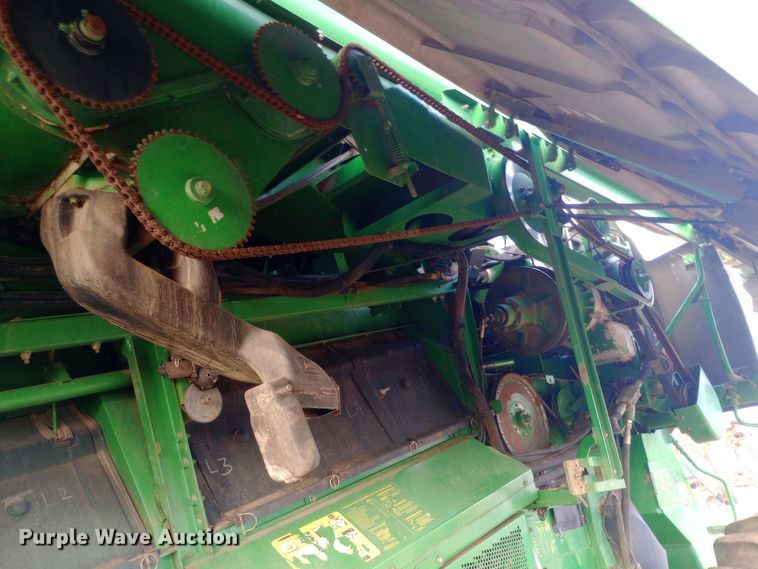 image for item EN8675 2002 John Deere 9650STS RWA combine