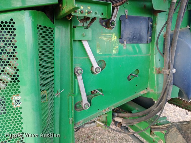 image for item EN8675 2002 John Deere 9650STS RWA combine