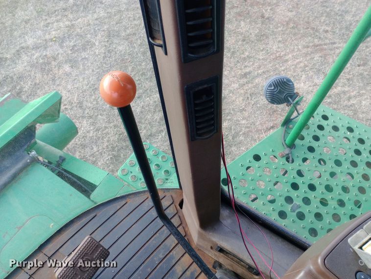 image for item EN8675 2002 John Deere 9650STS RWA combine