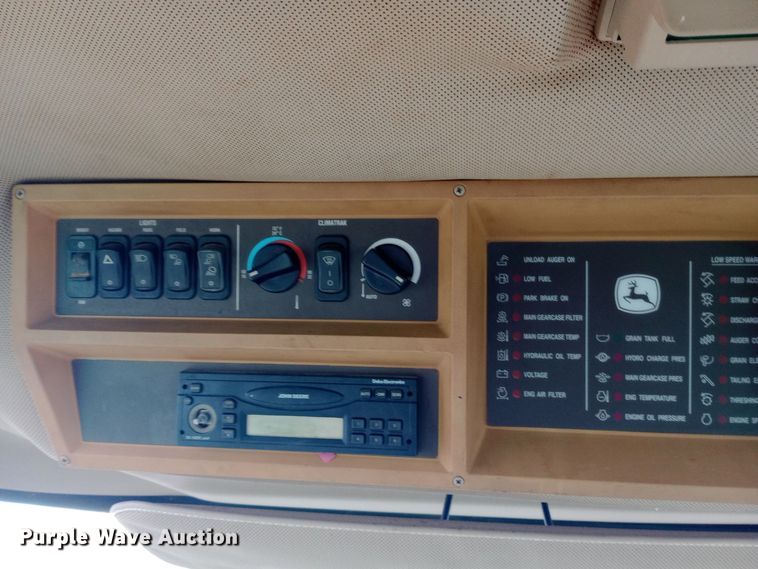 image for item EN8675 2002 John Deere 9650STS RWA combine