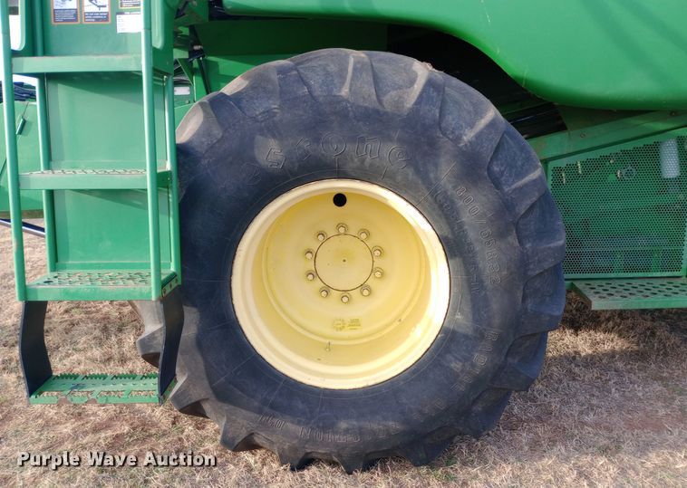 image for item EN8675 2002 John Deere 9650STS RWA combine
