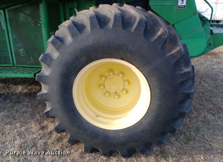 image for item EN8675 2002 John Deere 9650STS RWA combine