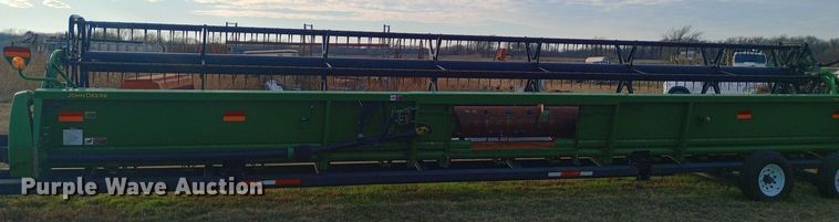 image for item EN8676 2011 John Deere HydraFlex 635F flex head