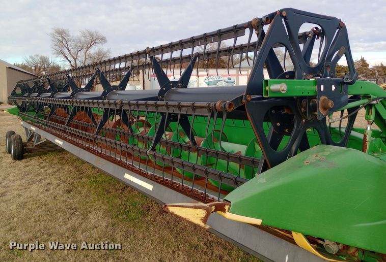 image for item EN8676 2011 John Deere HydraFlex 635F flex head