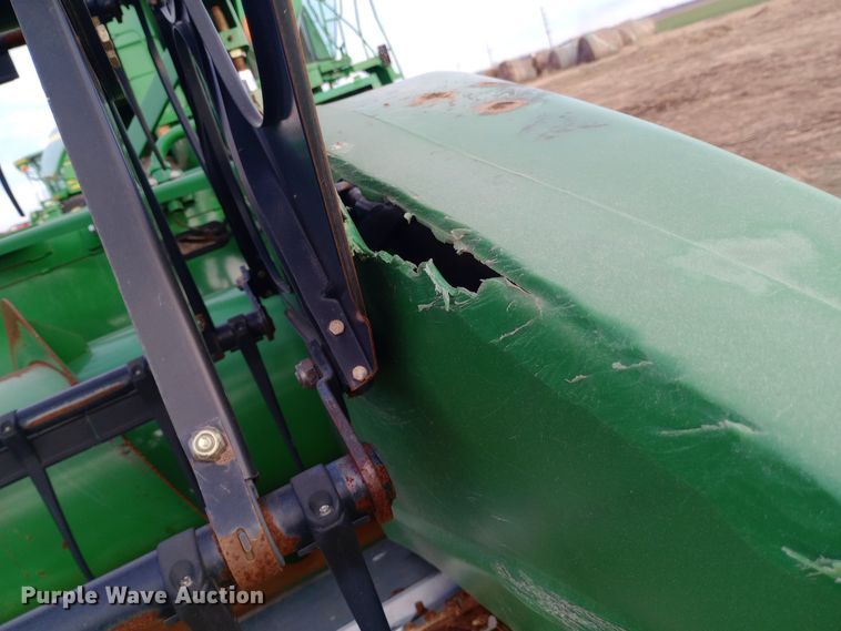 image for item EN8676 2011 John Deere HydraFlex 635F flex head