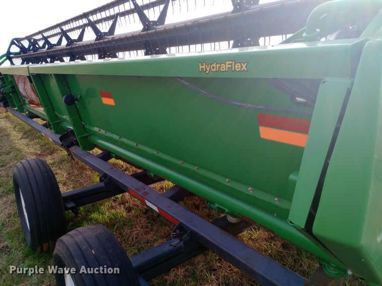 image for item EN8676 2011 John Deere HydraFlex 635F flex head