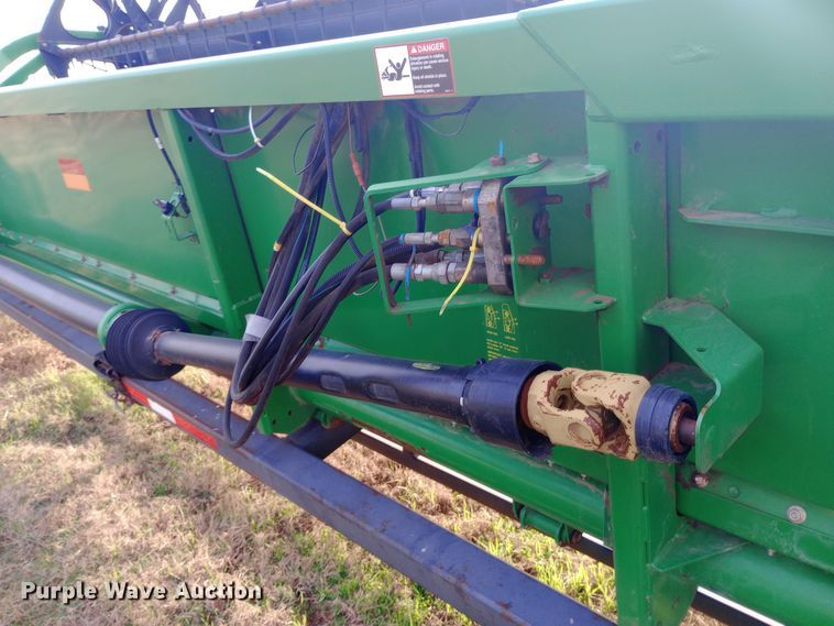 image for item EN8676 2011 John Deere HydraFlex 635F flex head