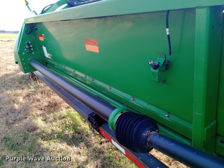 image for item EN8676 2011 John Deere HydraFlex 635F flex head