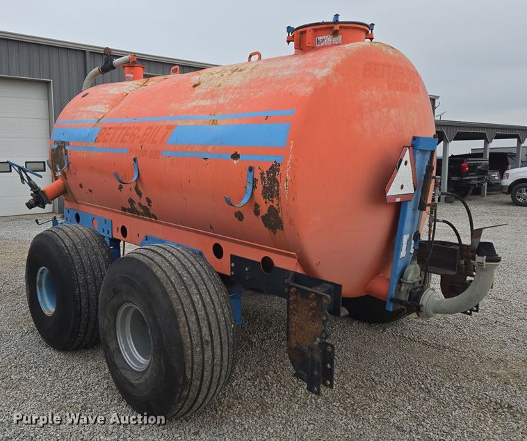 image for item EQ3892 Top-Air  Better-Bilt 2600 liquid manure spreader