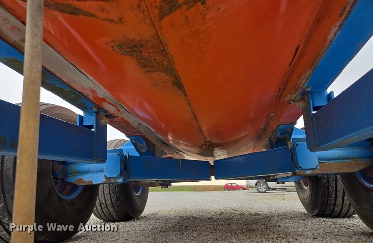 image for item EQ3892 Top-Air  Better-Bilt 2600 liquid manure spreader