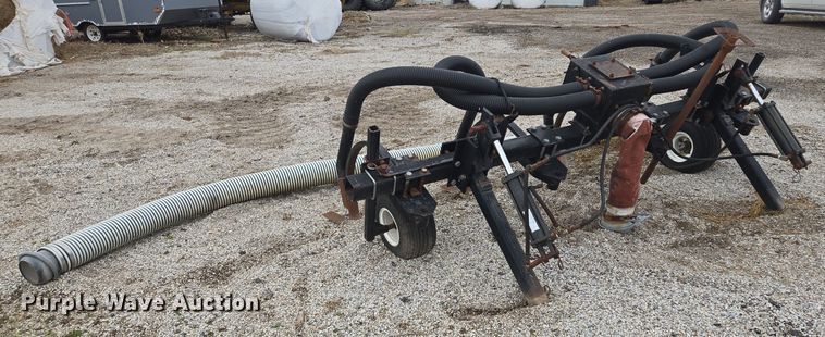 image for item EQ3892 Top-Air  Better-Bilt 2600 liquid manure spreader