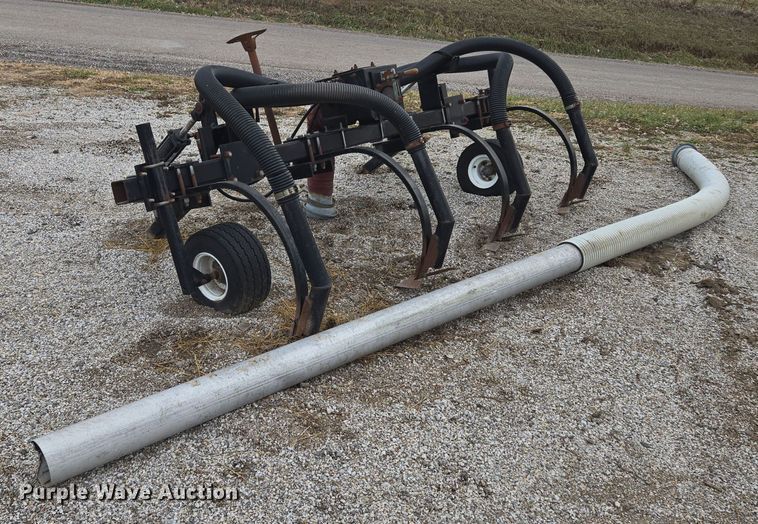 image for item EQ3892 Top-Air  Better-Bilt 2600 liquid manure spreader