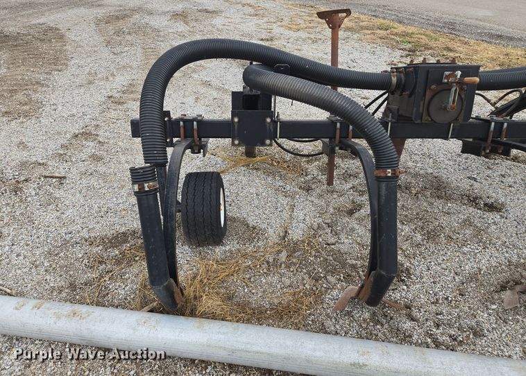 image for item EQ3892 Top-Air  Better-Bilt 2600 liquid manure spreader