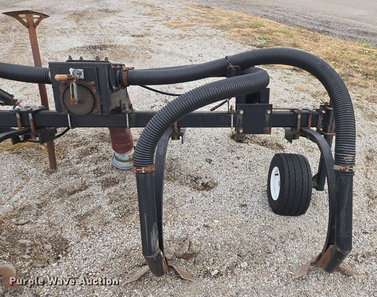 image for item EQ3892 Top-Air  Better-Bilt 2600 liquid manure spreader