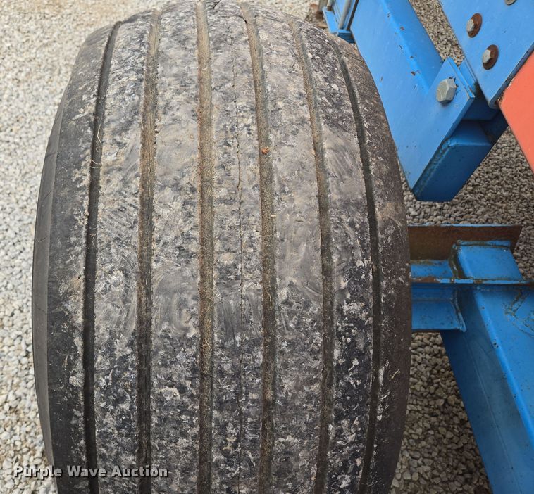 image for item EQ3892 Top-Air  Better-Bilt 2600 liquid manure spreader