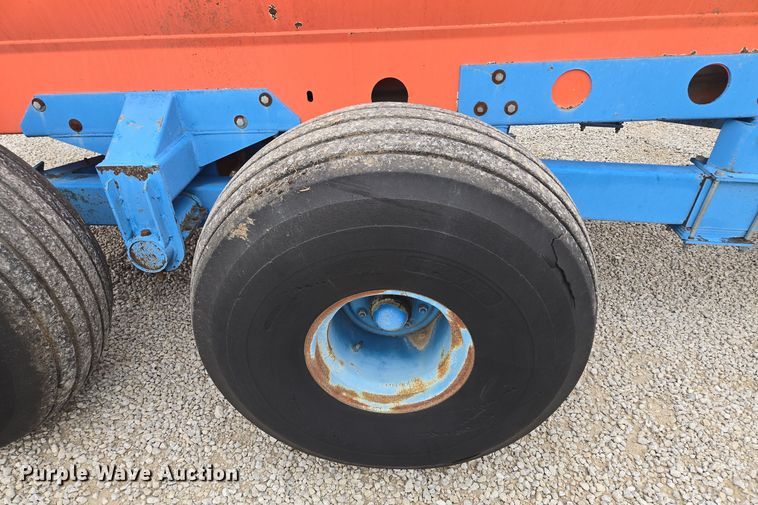 image for item EQ3892 Top-Air  Better-Bilt 2600 liquid manure spreader