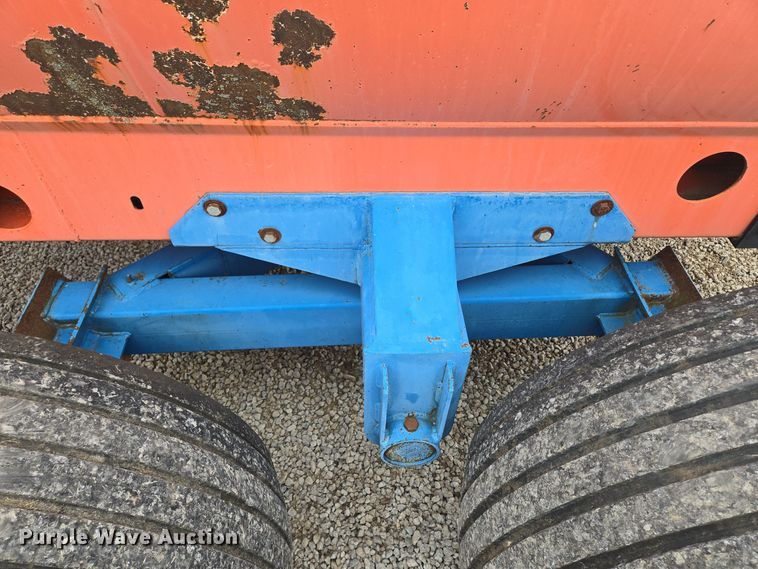 image for item EQ3892 Top-Air  Better-Bilt 2600 liquid manure spreader