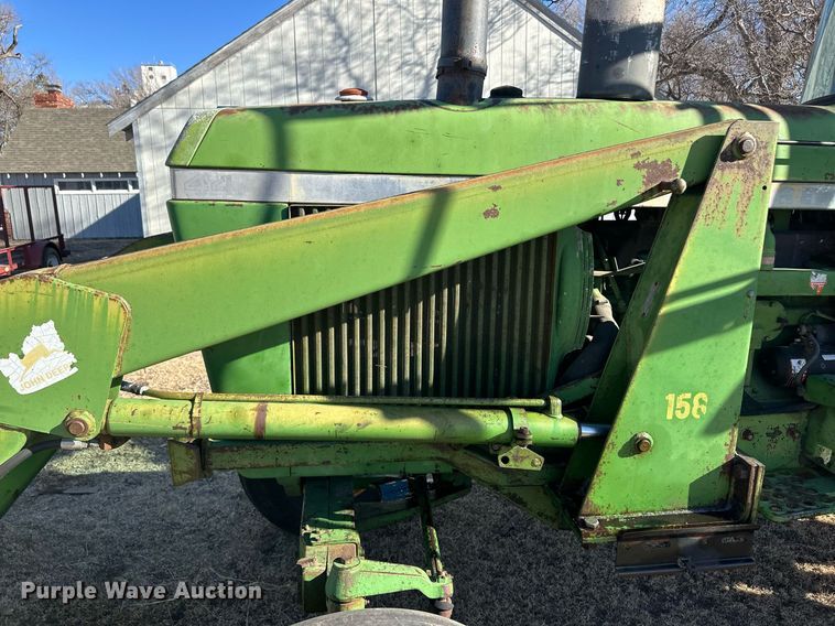 image for item ER8564 1975 John Deere 4430H tractor