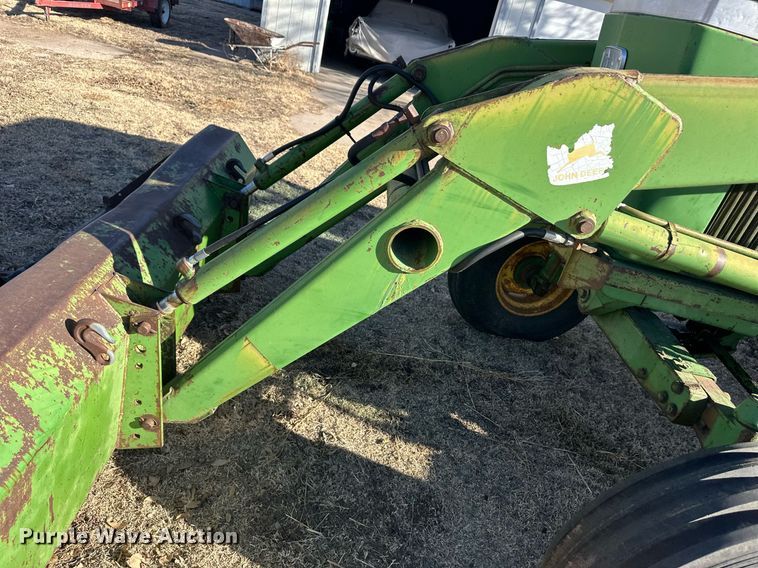 image for item ER8564 1975 John Deere 4430H tractor