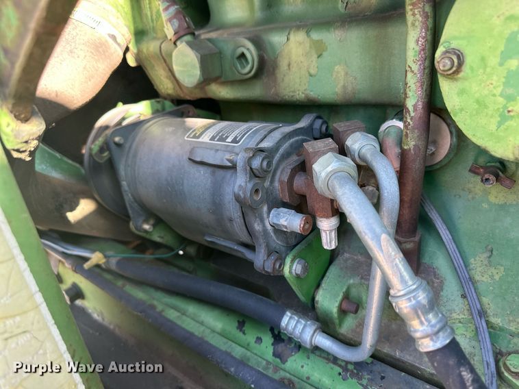 image for item ER8564 1975 John Deere 4430H tractor