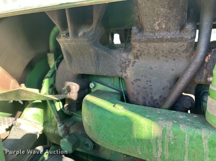 image for item ER8564 1975 John Deere 4430H tractor