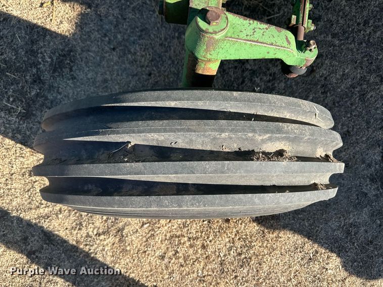 image for item ER8564 1975 John Deere 4430H tractor