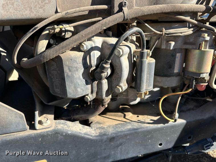 image for item ER8566 1995 John Deere F725 lawn mower