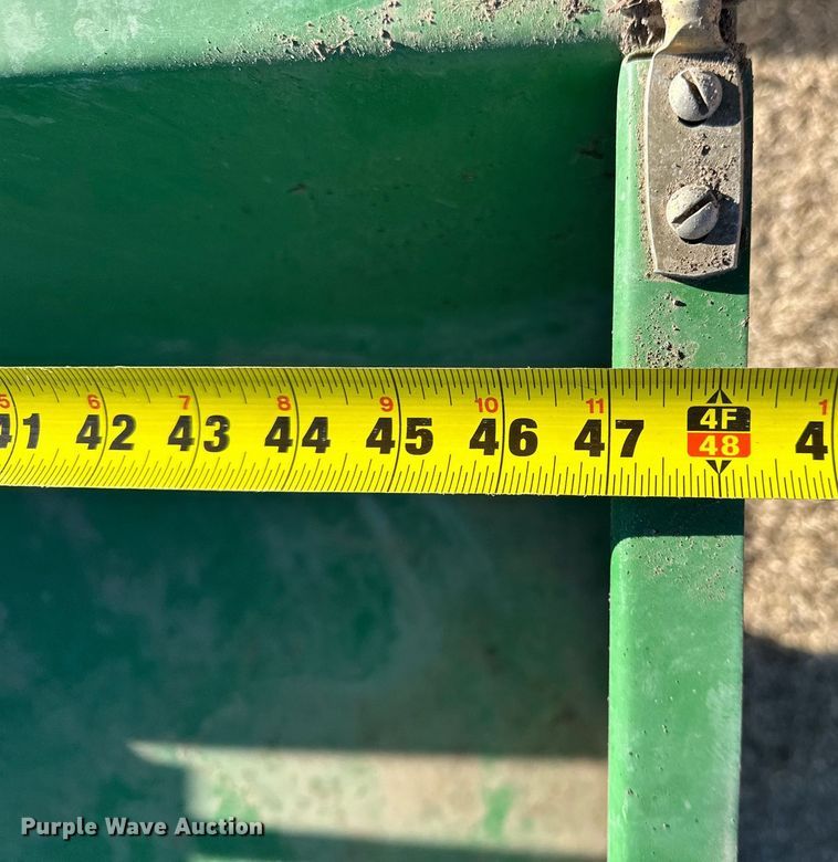 image for item ER8566 1995 John Deere F725 lawn mower