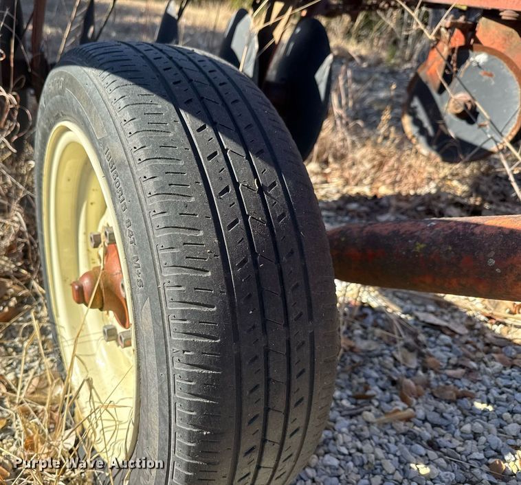 image for item LH9374 Ford Series D tandem disk