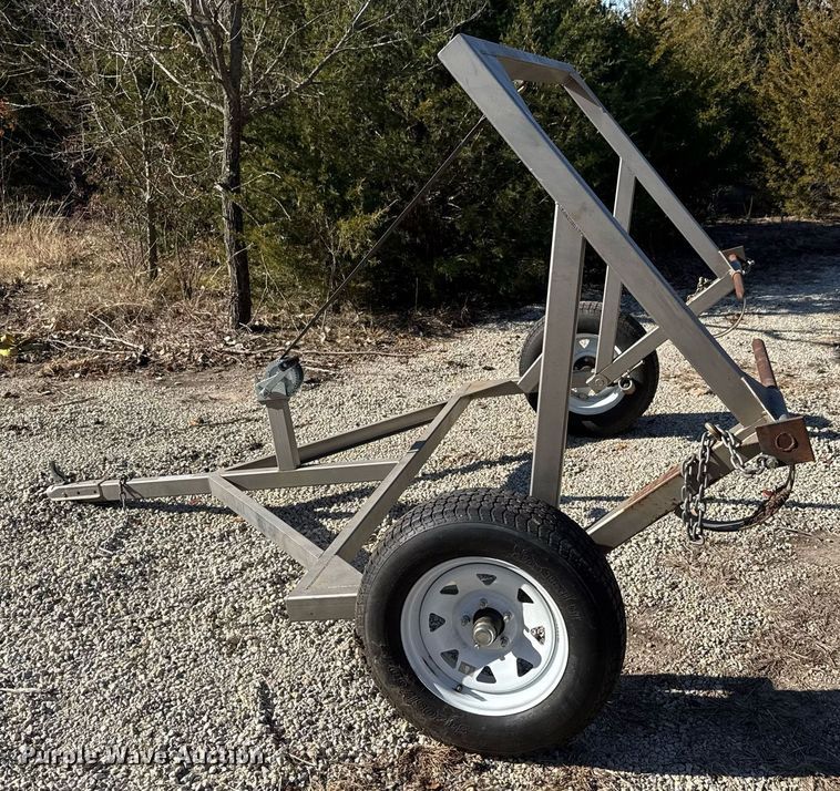 image for item LH9377 Reject Ranch bale unroller