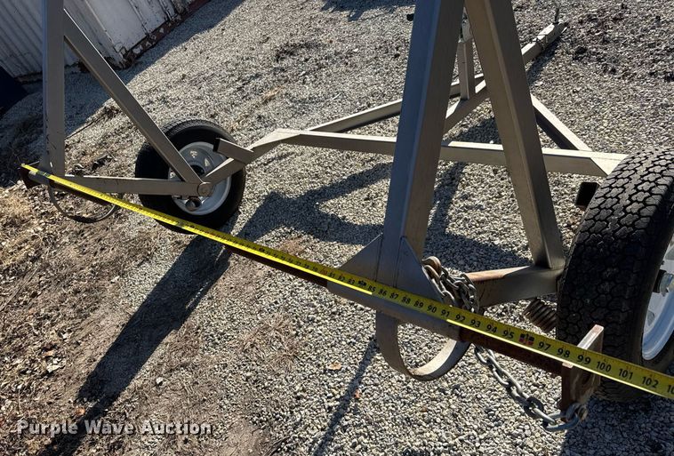 image for item LH9377 Reject Ranch bale unroller