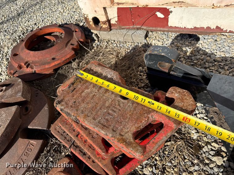 image for item LH9382 Tractor attachments