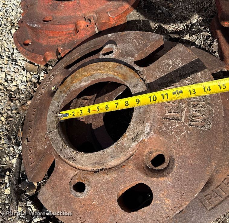 image for item LH9382 Tractor attachments