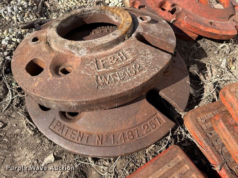 image for item LH9382 Tractor attachments