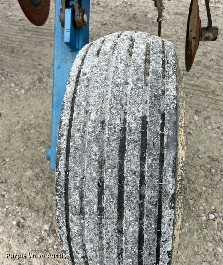 image for item NJ9665 DMI NH3 applicator