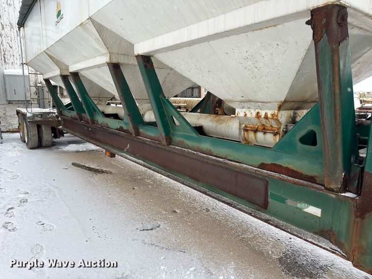 image for item OG9742 2012 Behnke Enterprises DDT24-42 fertilizer delivery trailer